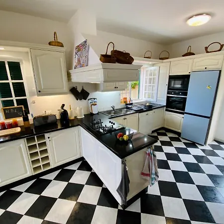 Paraiso - Traumgarten, Meerblick, Wandern Und Golf 푼샬